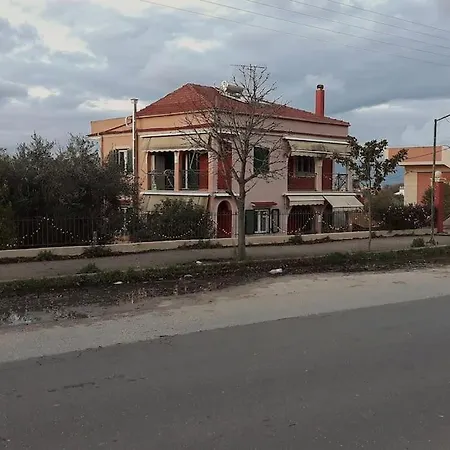 Sofia Feriehus Acharavi (Corfu)